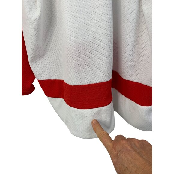 VTG CCM Detroit Red Wings Official Licensed Jersey 2XL Sewn 7637 Hockey GUC - Picture 8 of 9